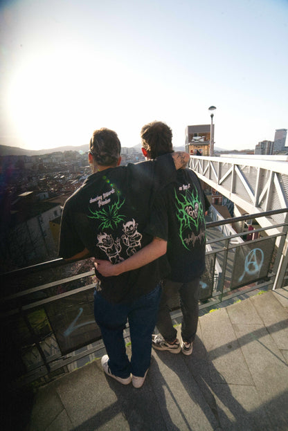 CAMISETA OVERSIZE DANCING TOWARDS FREEDOM